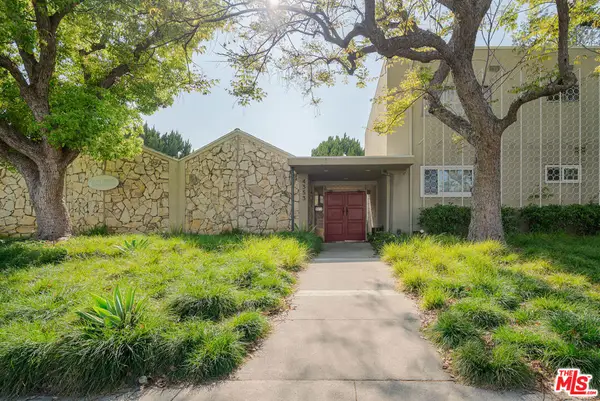 4353 Colfax Avenue #34, Los Angeles, CA 91604