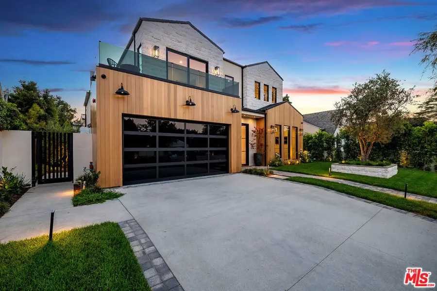 4925 Ledge Avenue, North Hollywood, CA 91601 - #3