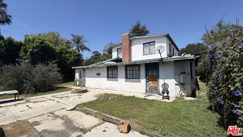 13542 Erwin Street, Van Nuys, CA 91401 - #1