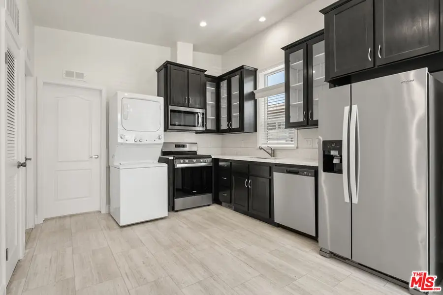8250 Lankershim Boulevard #186, North Hollywood, CA 91605 - #3