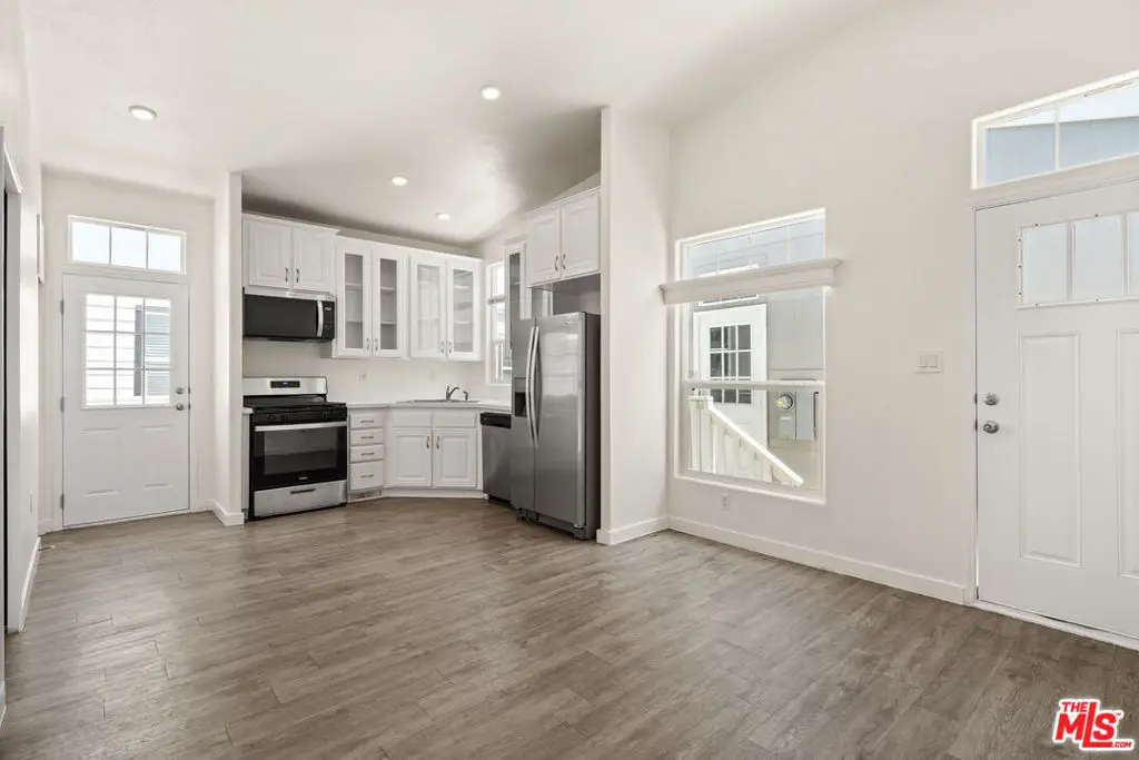 8250 Lankershim Boulevard #30, North Hollywood, CA 91605 - #1