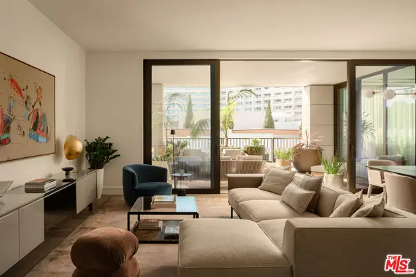 9900 S Santa Monica Boulevard #2D, Beverly Hills, CA 90212
