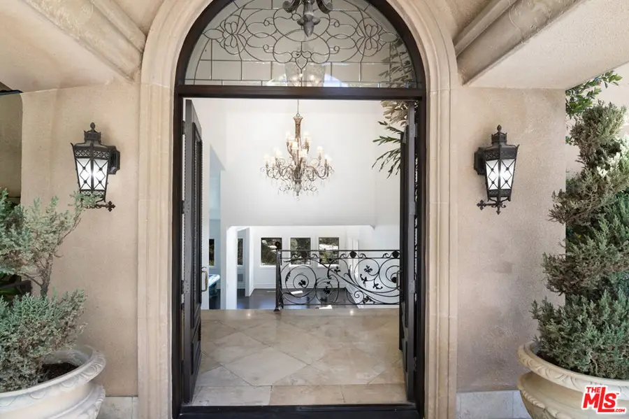 2480 Briarcrest Road, Los Angeles, CA 90210 - #3
