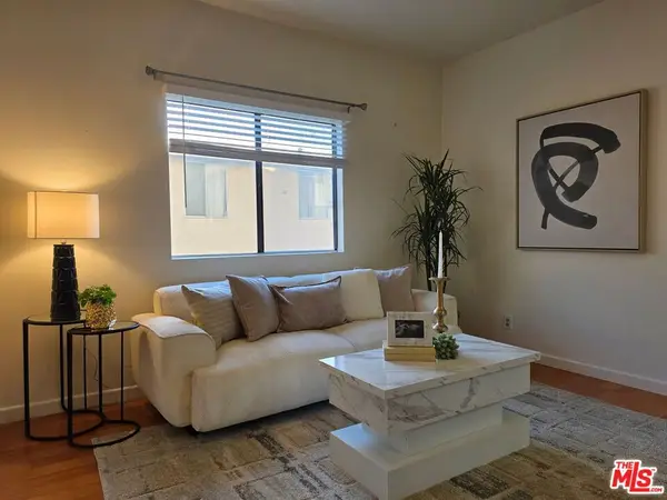 431 S Kingsley Drive #205, Los Angeles, CA 90020