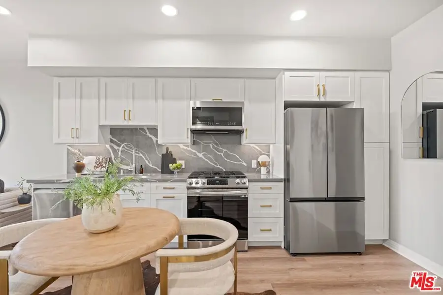 7428 Santa Monica Boulevard #304, West Hollywood, CA 90046 - #3