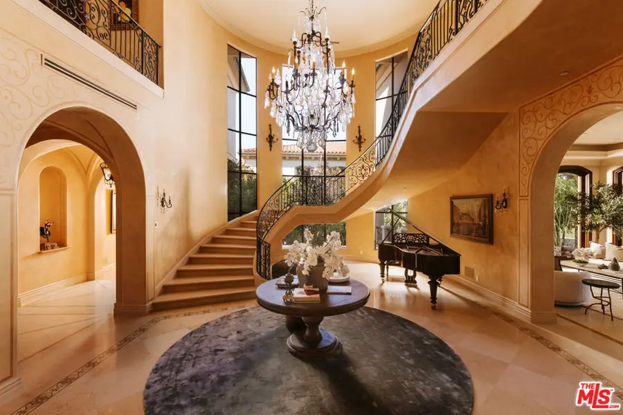2108 Stratford Circle, Los Angeles, CA 90077 - #3