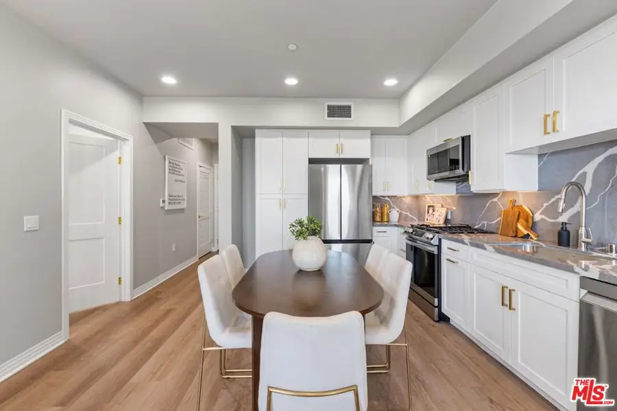 7428 Santa Monica Boulevard #406, West Hollywood, CA 90046 - #3