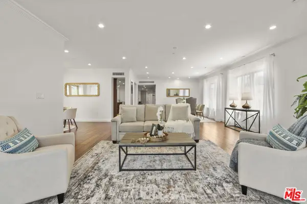 918 S Wooster Street #1, Los Angeles, CA 90035