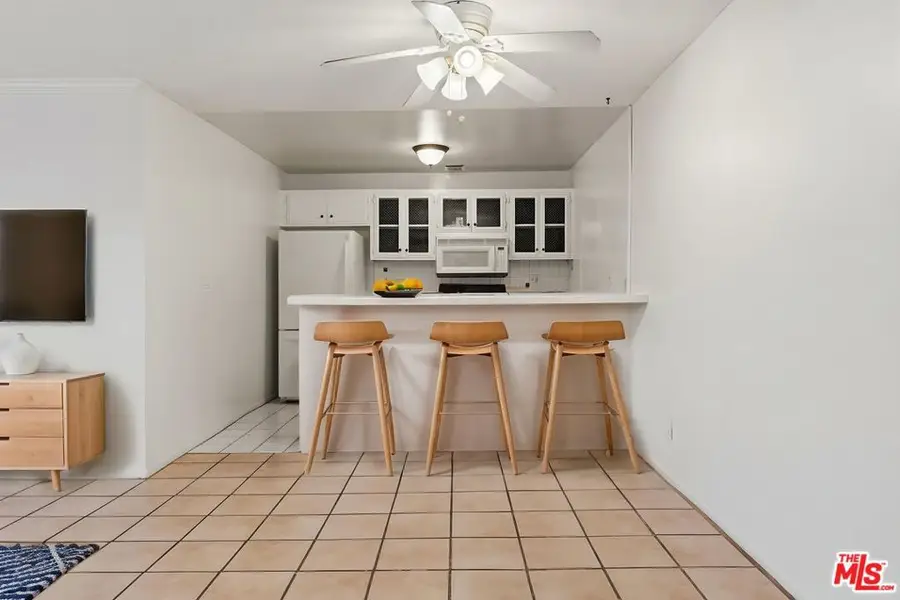 5414 Newcastle Avenue #19, Encino, CA 91316 - #3
