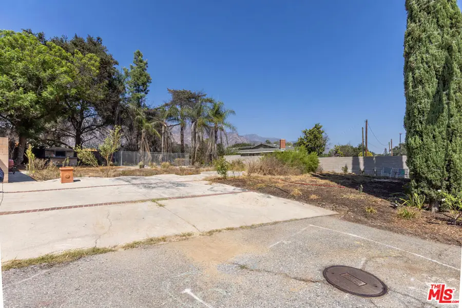 403 W Calaveras Street, Altadena, CA 91001 - #3