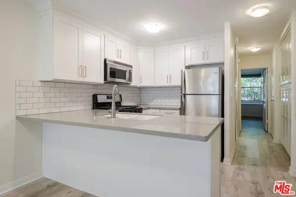 22 Navy Street #103, Venice, CA 90291