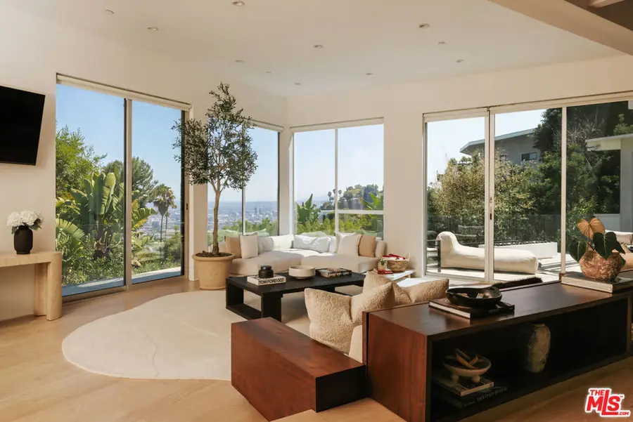 8618 Franklin Avenue, Los Angeles, CA 90069 - #2