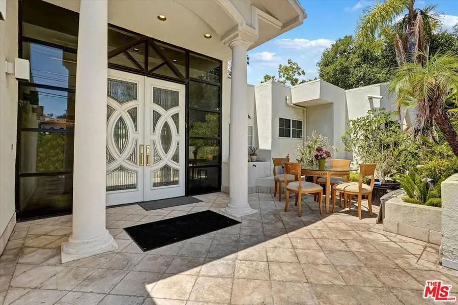 4623 Hayvenhurst Avenue, Encino, CA 91436 - #2