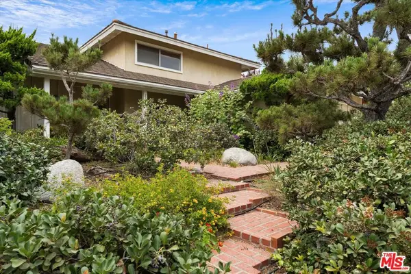 2243 Newquist Court, Camarillo, CA 93010