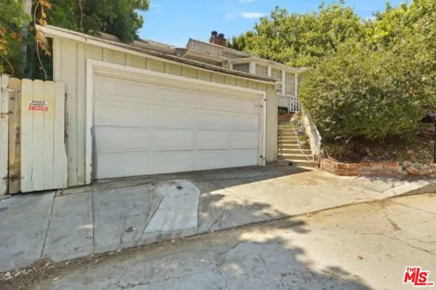 11662 Laurelwood Drive, Studio City, CA 91604 - #2