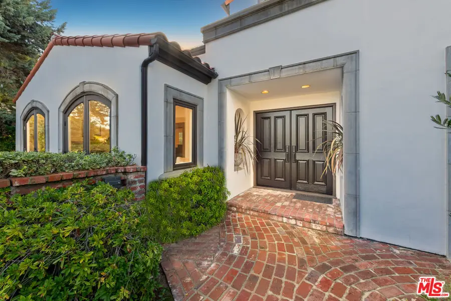 17153 Adlon Road, Encino, CA 91436 - #3