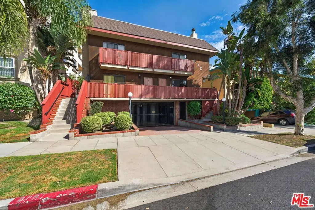 552 E Palm Avenue #C, Burbank, CA 91501 - #1
