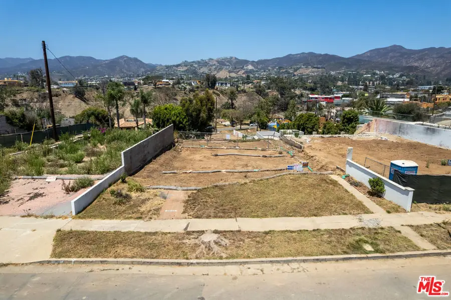 533 Mount Holyoke Avenue, Pacific Palisades, CA 90272 - #3