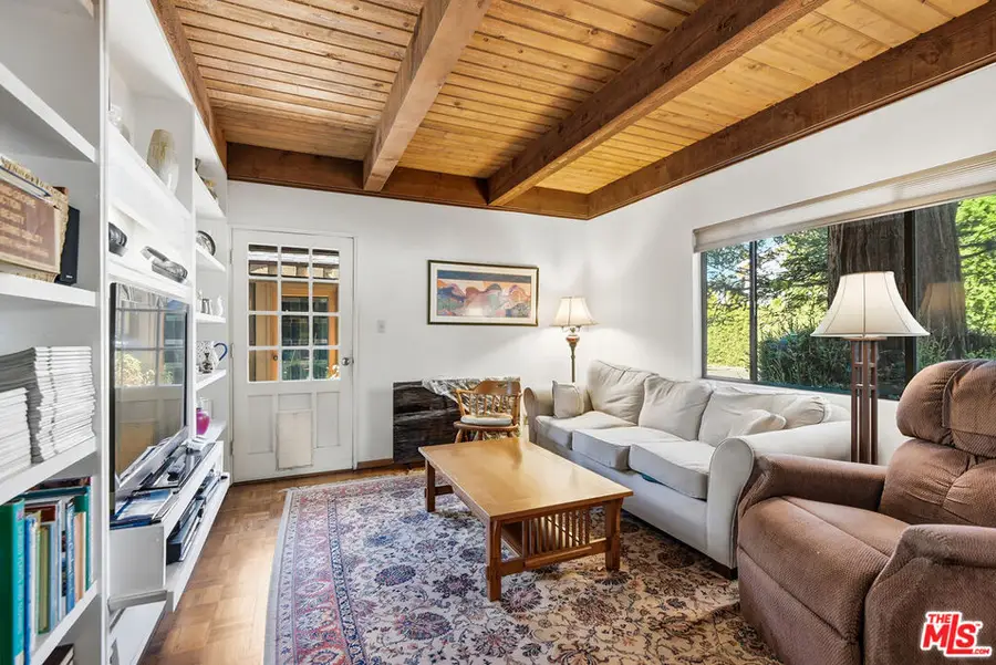 15203 Camarillo Street, Sherman Oaks, CA 91403 - #3