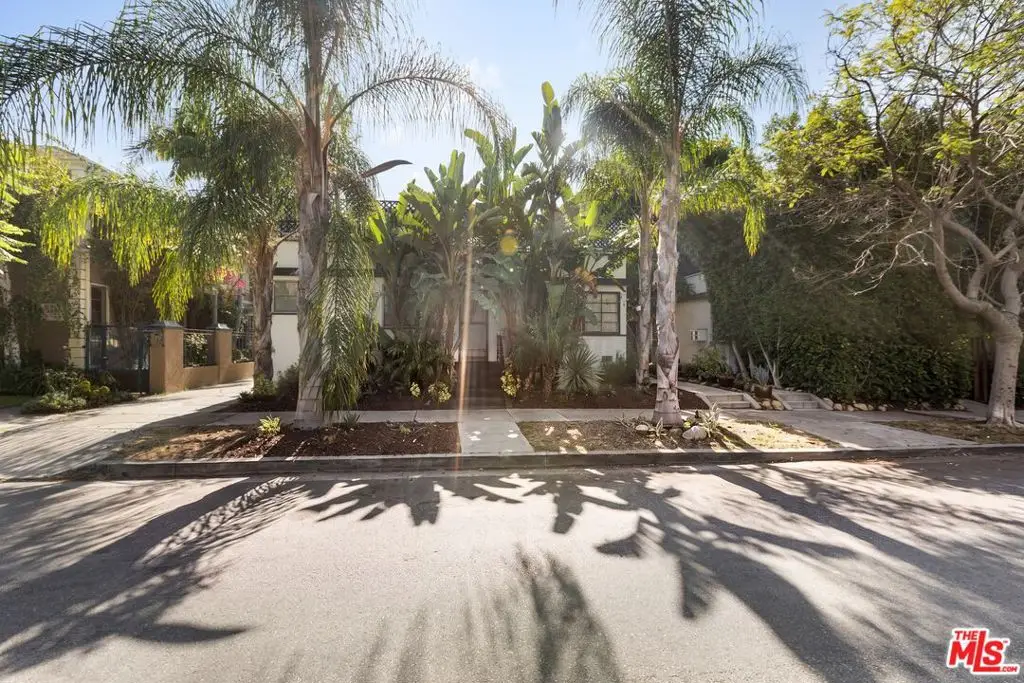422 N Sierra Bonita Avenue, Los Angeles, CA 90036 - #1