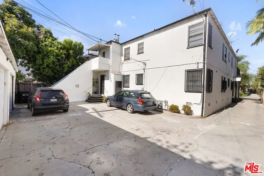 422 N Sierra Bonita Avenue, Los Angeles, CA 90036 - #3