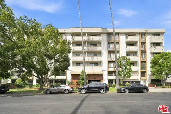 533 S St Andrews Place #318, Los Angeles, CA 90020