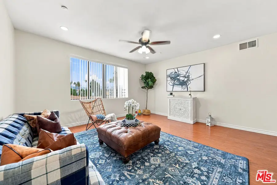 533 S St Andrews Place #318, Los Angeles, CA 90020 - #3