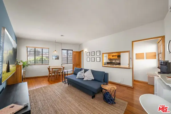 3121 W 3rd Street, Los Angeles, CA 90020