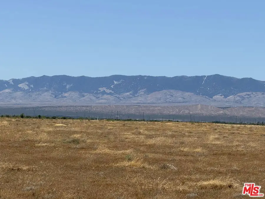 124 W Street Avenue #C2, North Antelope Valley, CA 93536 - #2