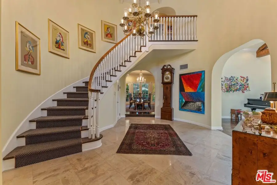 607 N Linden Drive, Beverly Hills, CA 90210 - #2