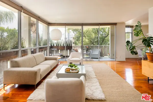 4455 Los Feliz Boulevard #207, Los Angeles, CA 90027