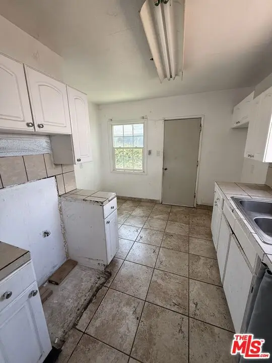 14711 Grevillea Avenue, Lawndale, CA 90260 - #3