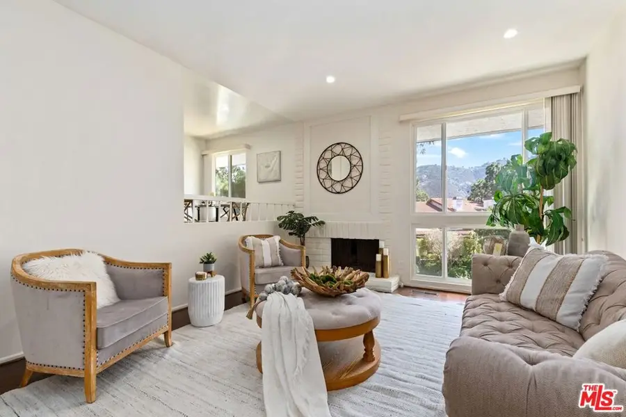 17253 Palisades Circle, Pacific Palisades, CA 90272 - #2