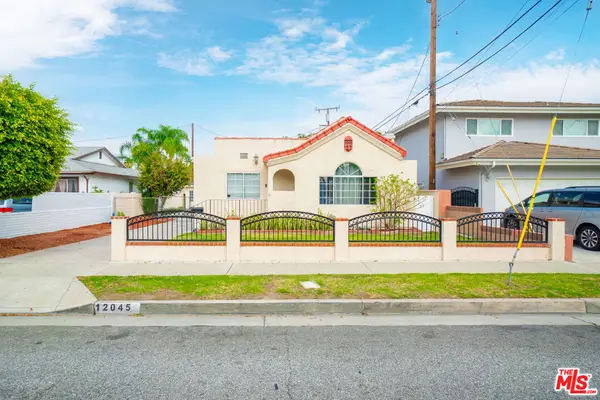 12045 Rives Avenue, Downey, CA 90242