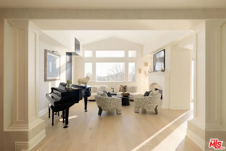 16671 Calle Brittany, Pacific Palisades, CA 90272 - #2