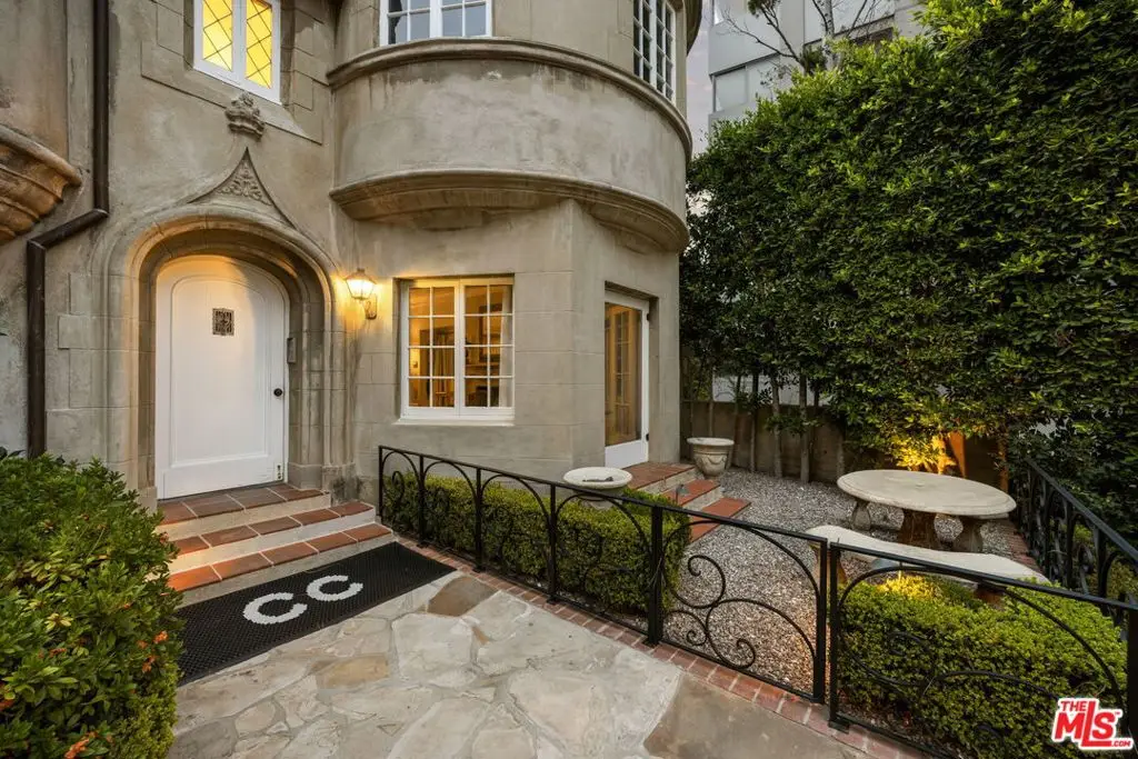 10341 Wilshire Boulevard, Los Angeles, CA 90024 - #1