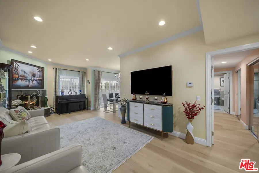 17914 Magnolia Boulevard #130, Encino, CA 91316 - #2