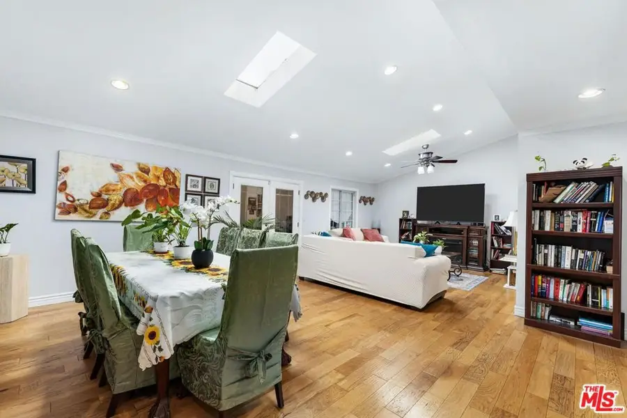 20628 Clark Street, Woodland Hills, CA 91367 - #3