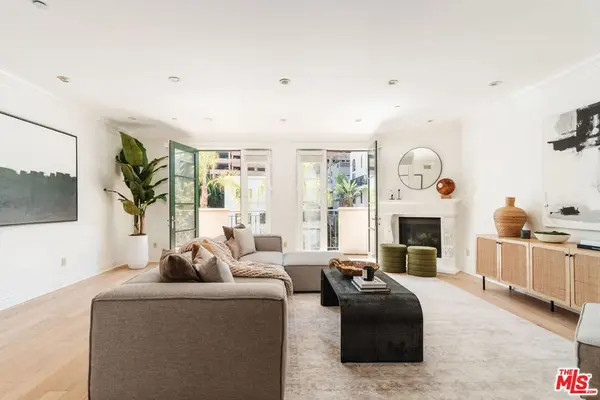 11749 Goshen Avenue #201, Los Angeles, CA 90049