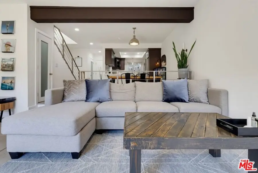 12752 Moorpark Street #3, Studio City, CA 91604 - #2