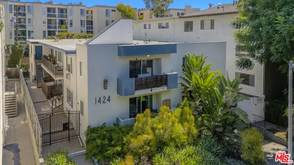 1424 Greenfield Avenue, Los Angeles, CA 90025
