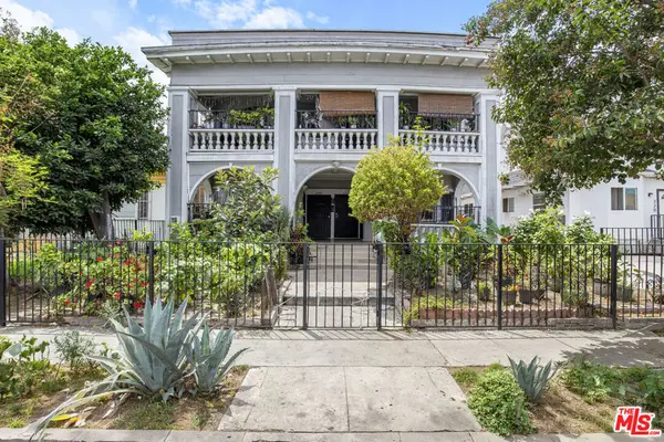 326 E 35th Street, Los Angeles, CA 90011
