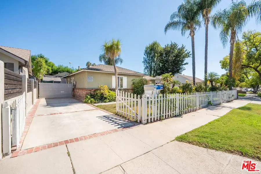 7426 Caldus Avenue, Van Nuys, CA 91406 - #3