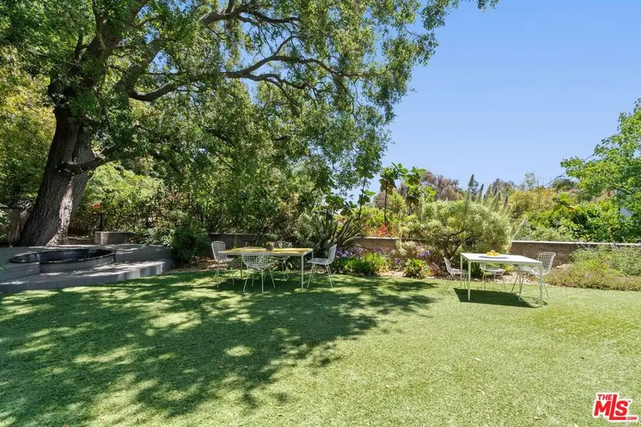 810 Bramble Way, Los Angeles, CA 90049 - #2