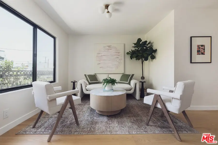 4412 Finley Avenue #2, Los Angeles, CA 90027 - #2