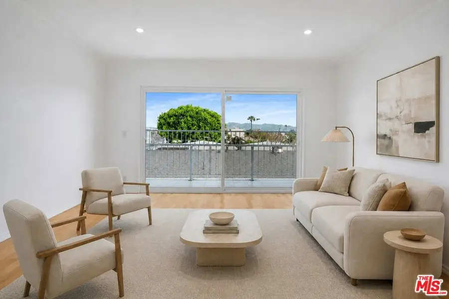 423 S Rexford Drive #305, Beverly Hills, CA 90212 - #2