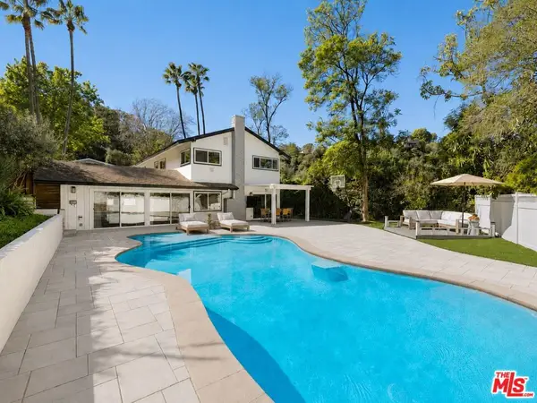 3430 Loadstone Drive, Los Angeles, CA 91403