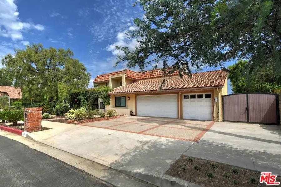 9664 Andora Avenue, Chatsworth, CA 91311 - #2