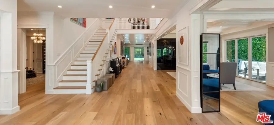 15272 Valley Vista Boulevard, Sherman Oaks, CA 91403 - #3