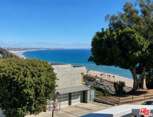 327 N Grenola Street, Pacific Palisades, CA 90272